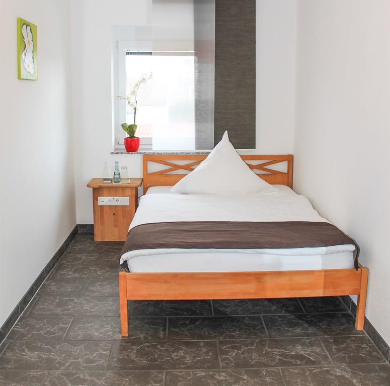 Inwest Hotel Garni Crailsheim Habitación foto